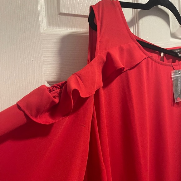 Lane Bryant Red Cold Shoulder Blouse Size 26 - Picture 5 of 12